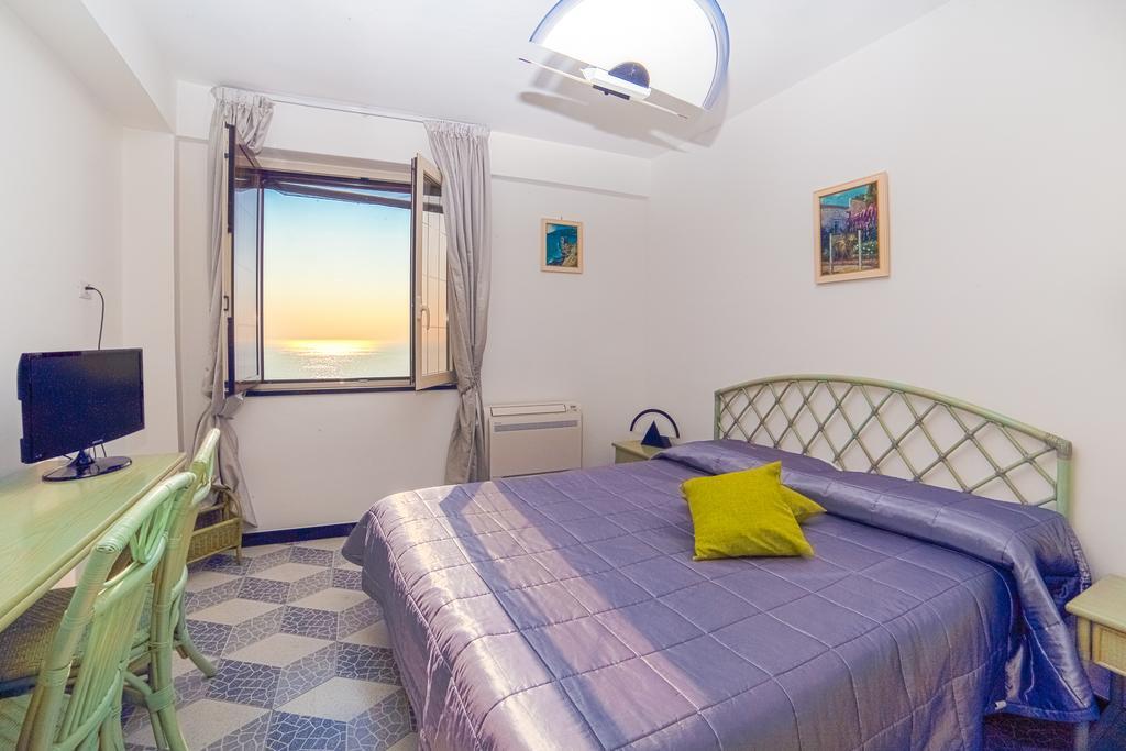 La Casetta Amalfi Luaran gambar