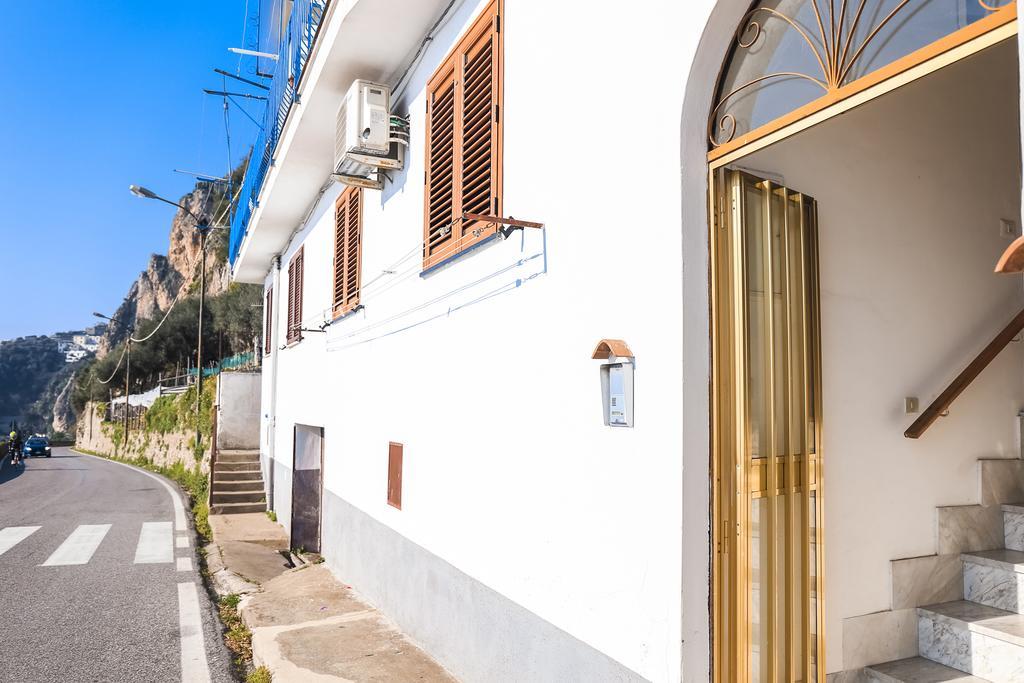 La Casetta Amalfi Luaran gambar